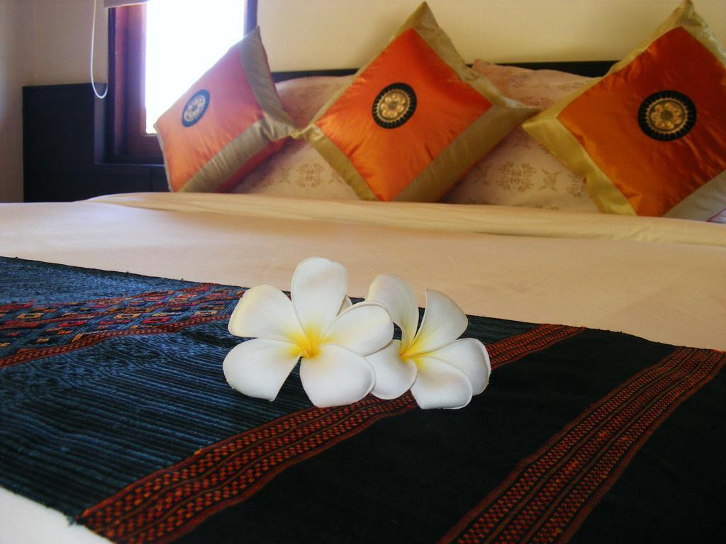 Baan Banyan Villa, Wood House Short Walk To Mae Nam Beach Bagian luar foto